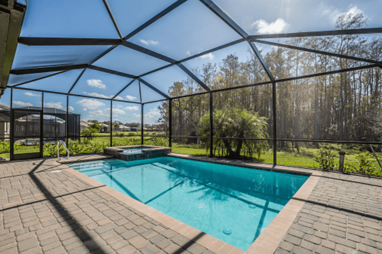 Retractable Pool Enclosures
